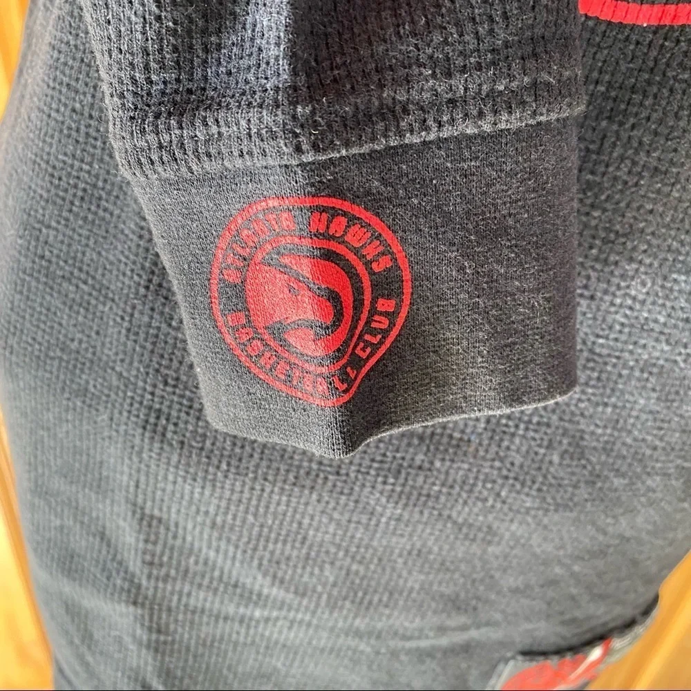 Unk NBA Atlanta Hawks Basketball Club Waffle Weave Long-sleeve Shirt Black Small - Picture 5 of 8